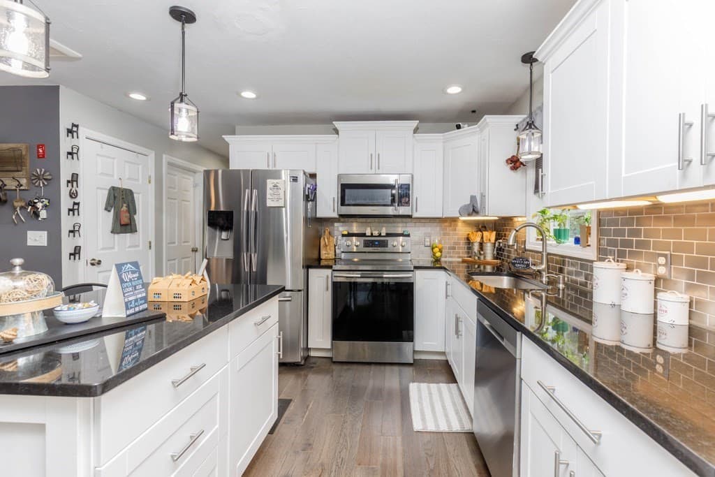 Single Family Residence at 127 Payson Street, Fitchburg MA 01420, Fitchburg, photo 3 of 16