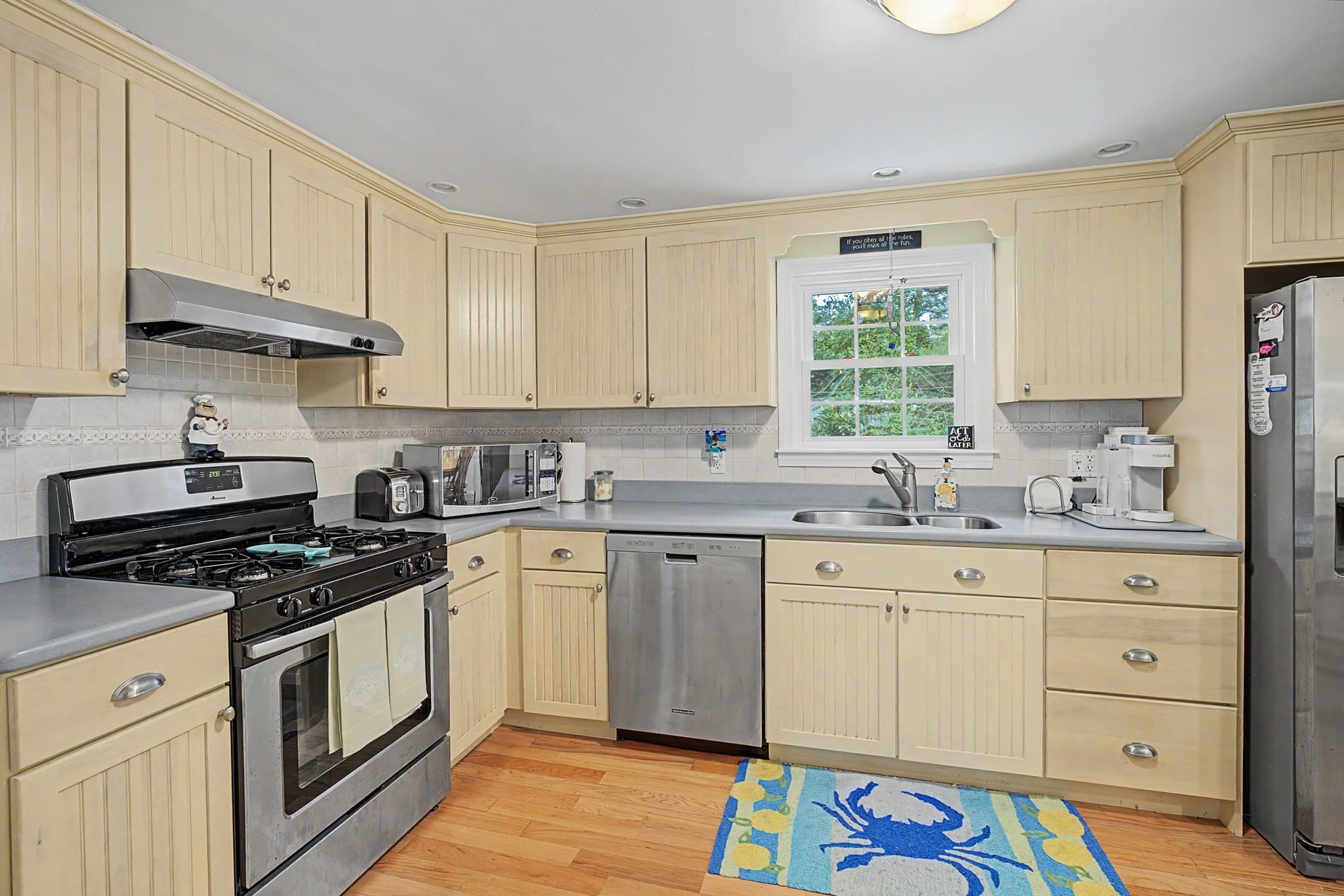 Single Family Residence at 8 Gold Finch Ln, Dennis MA 02660, Dennis, photo 12 of 41