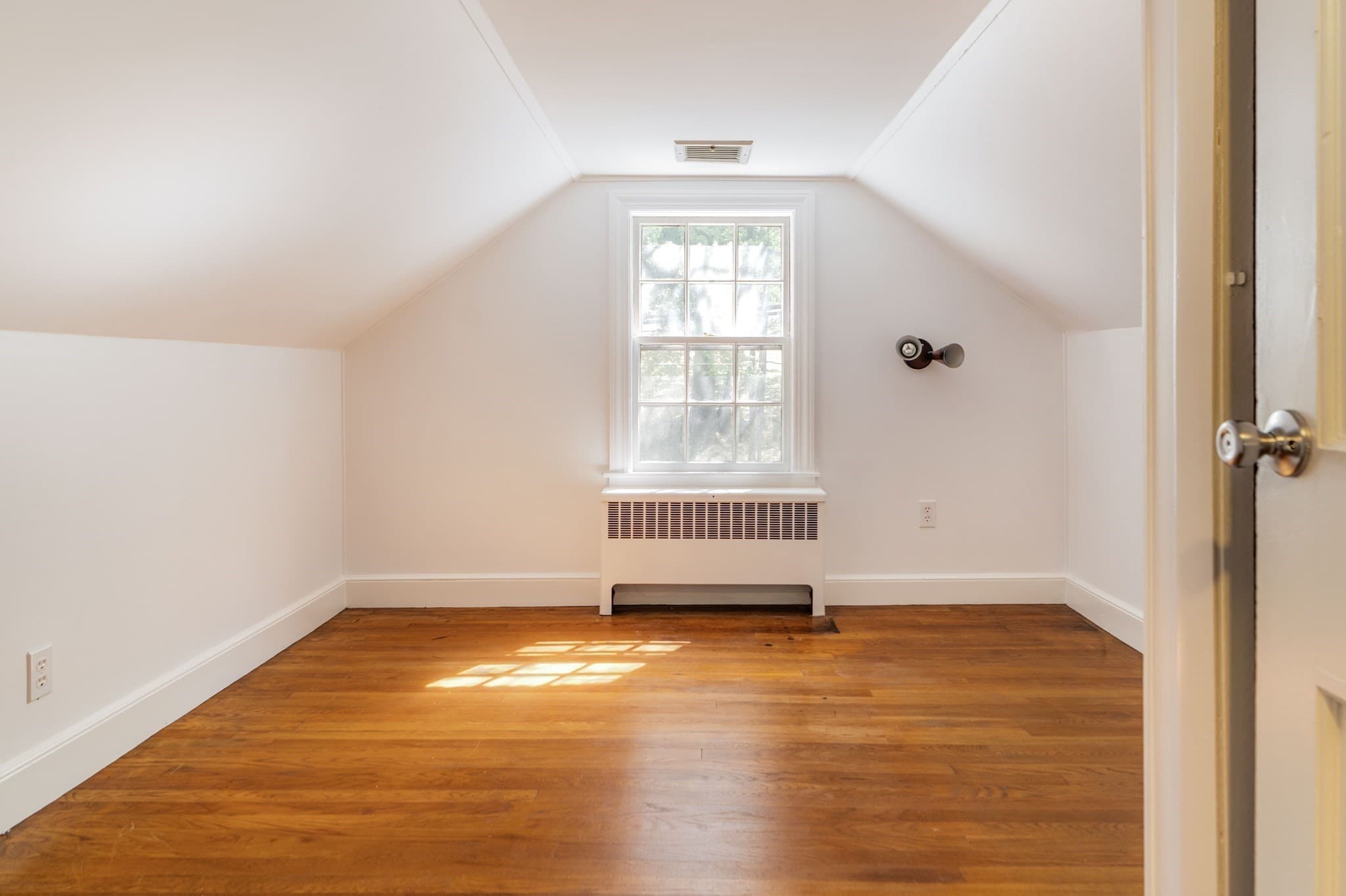 Single Family Residence at 77 Jordan Rd, Brookline MA 02446, Brookline, photo 17 of 26