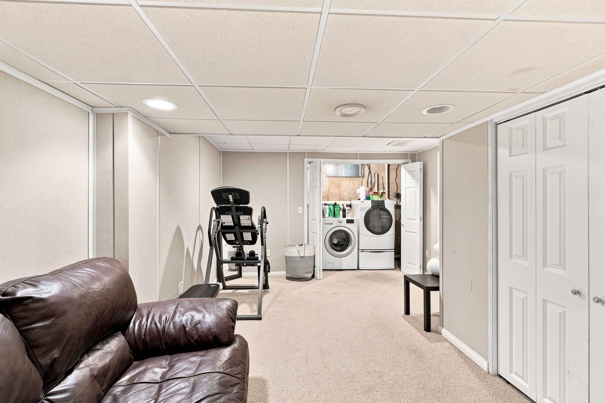 Condominium at 4 Oakes Circle # 4, Millbury MA 01527, Millbury, photo 17 of 32
