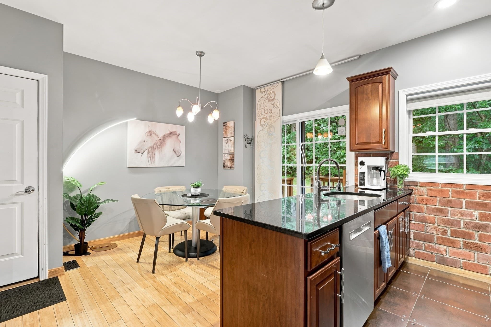 Condominium at 4 Oakes Circle # 4, Millbury MA 01527, Millbury, photo 14 of 32