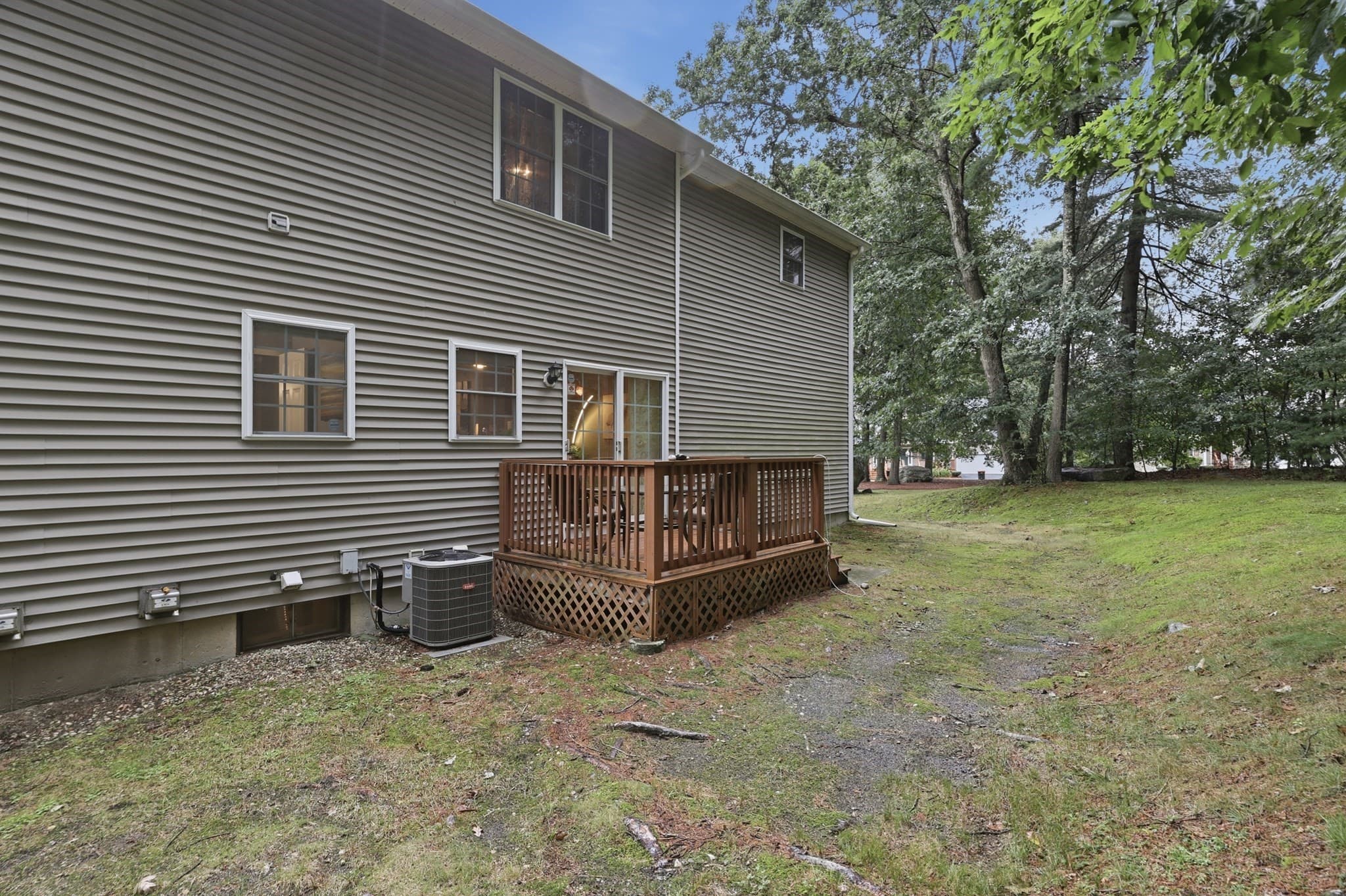 Condominium at 4 Oakes Circle # 4, Millbury MA 01527, Millbury, photo 31 of 32