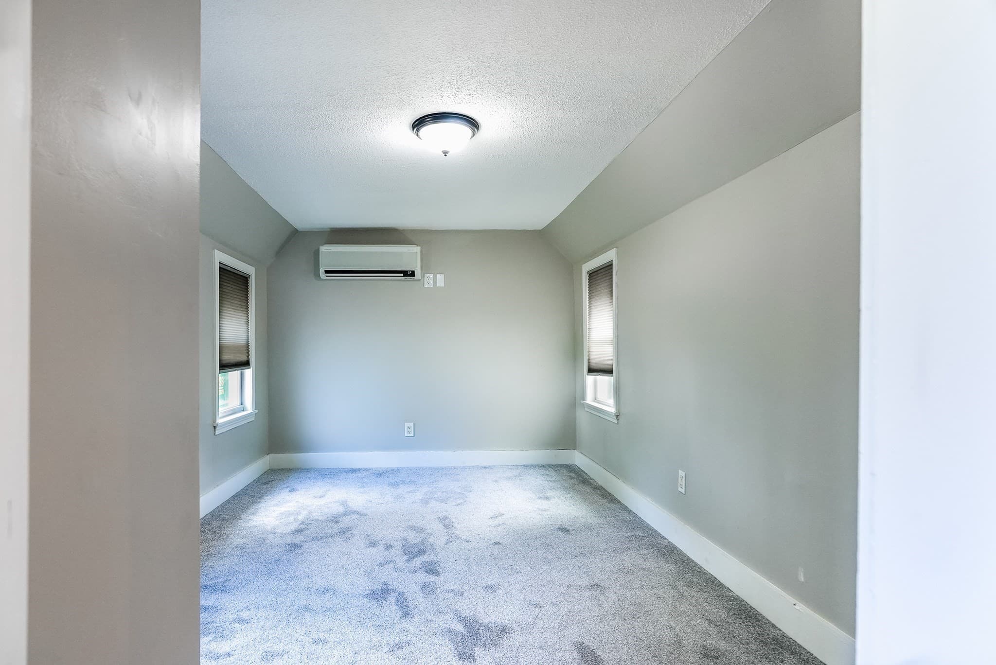 Single Family Residence at 5 Baptiste Ave, Wareham MA 02558, Wareham, photo 12 of 19
