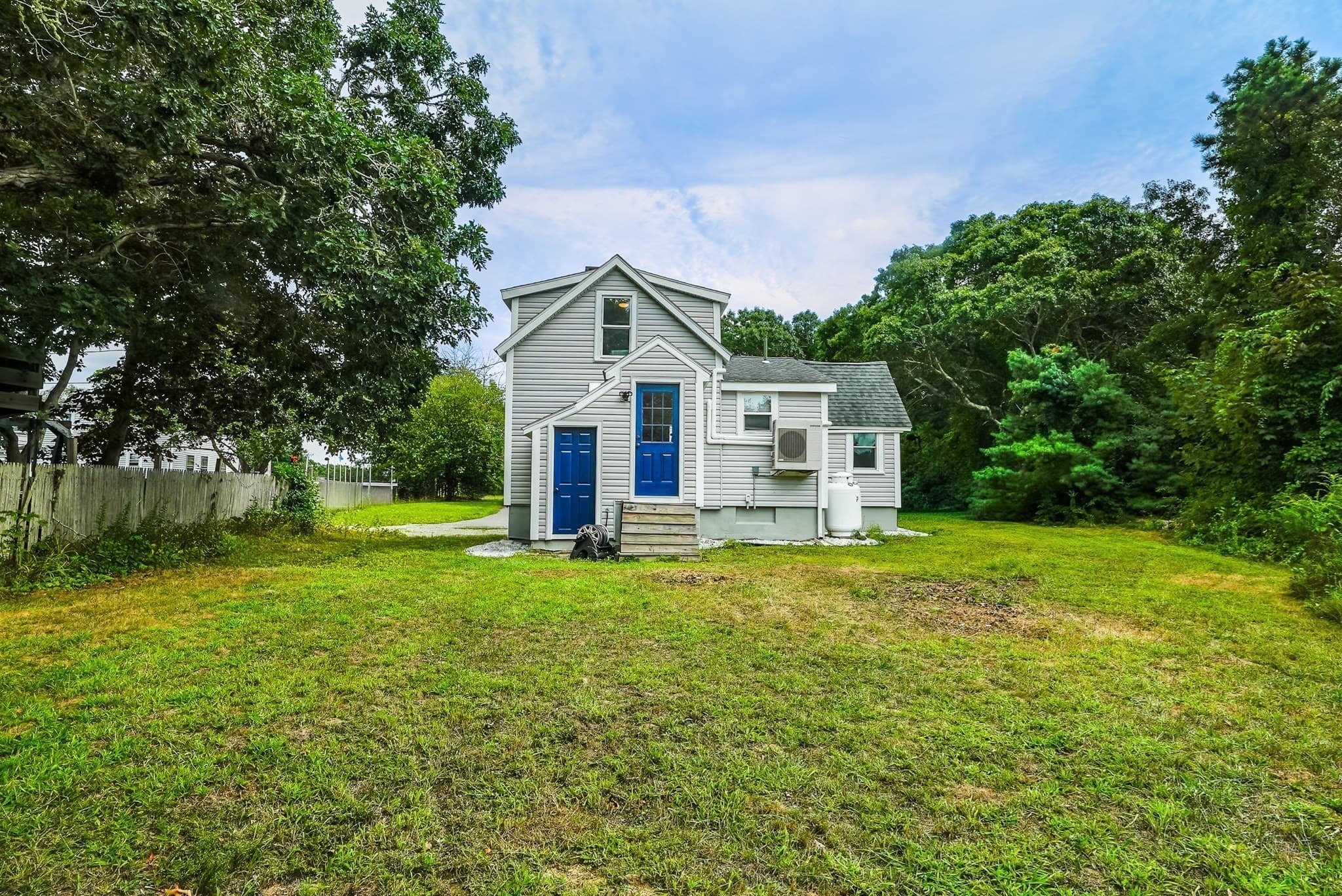 Single Family Residence at 5 Baptiste Ave, Wareham MA 02558, Wareham, photo 3 of 19