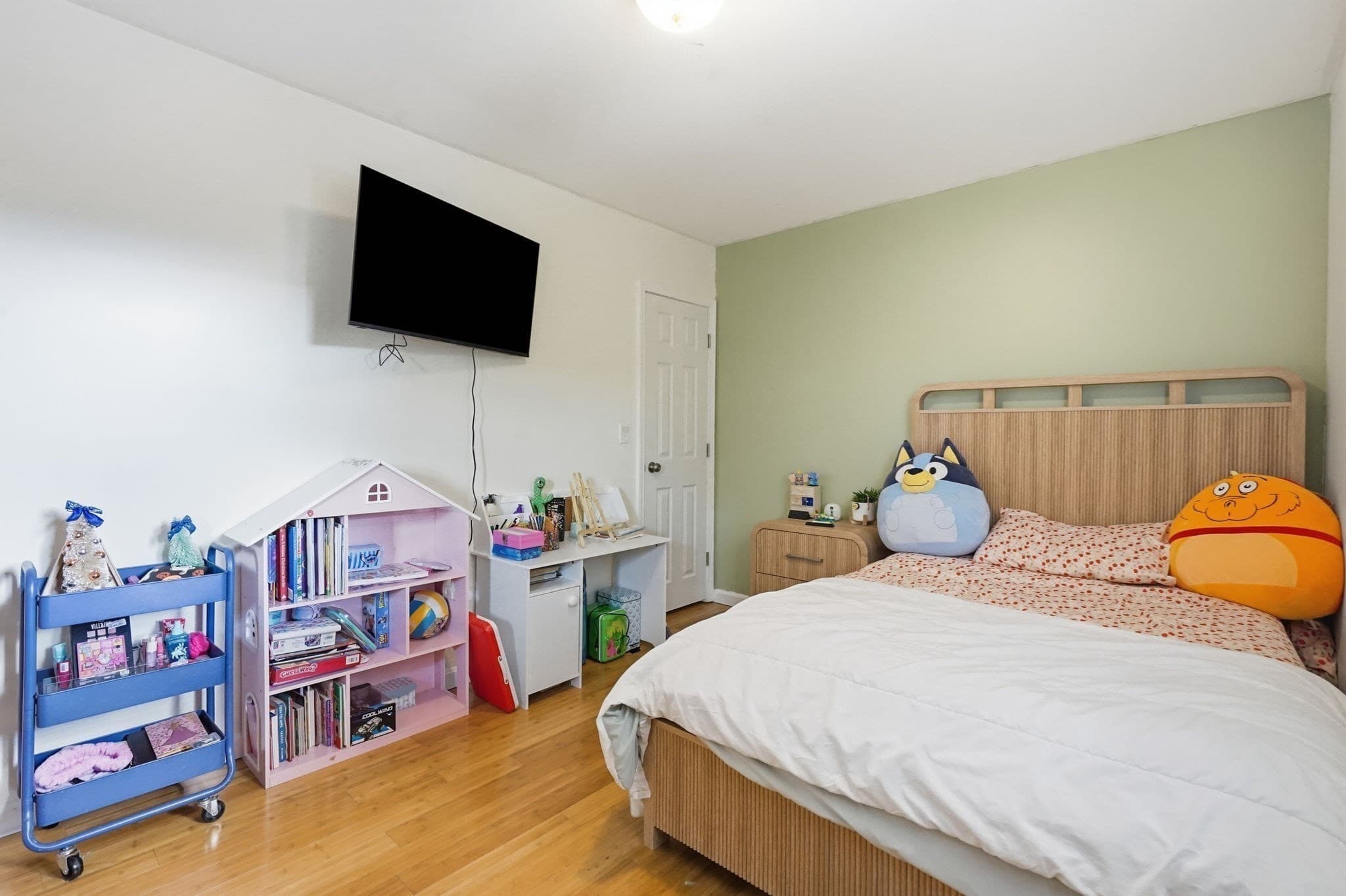 Single Family Residence at 69 Arthur St, Chicopee MA 01013, photo 17 of 25