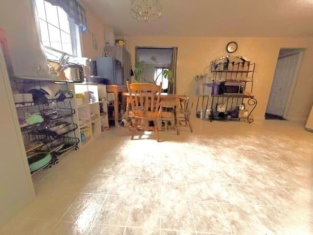 Condominium at 459 County St # 459, Taunton MA 02780, photo 4 of 23