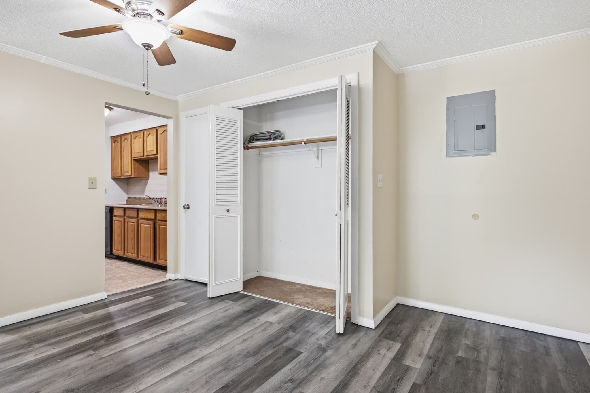Condominium at 180 Main St (Building 5) # 5205, Bridgewater MA 02324, Bridgewater, photo 17 of 40