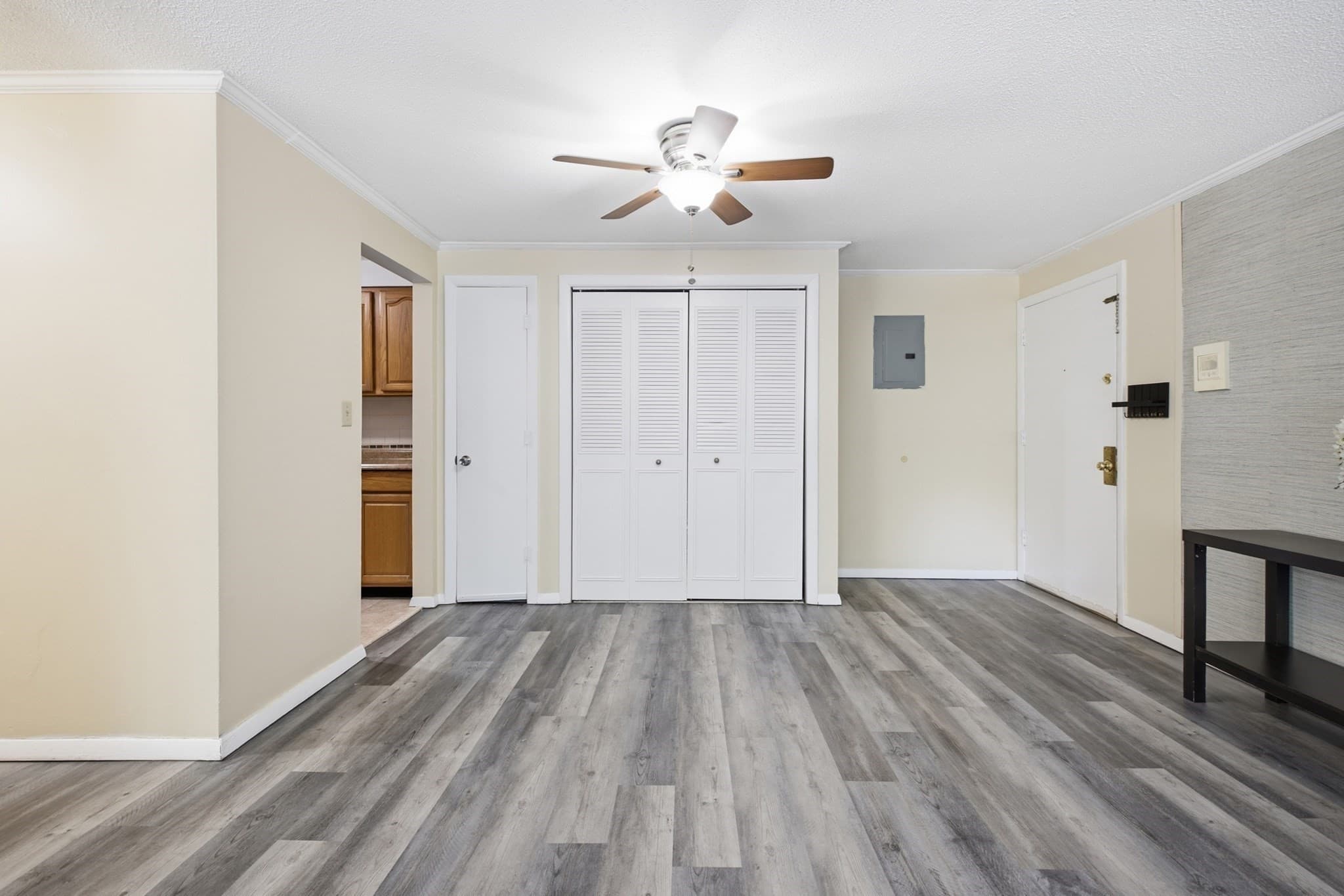 Condominium at 180 Main St (Building 5) # 5205, Bridgewater MA 02324, Bridgewater, photo 16 of 40