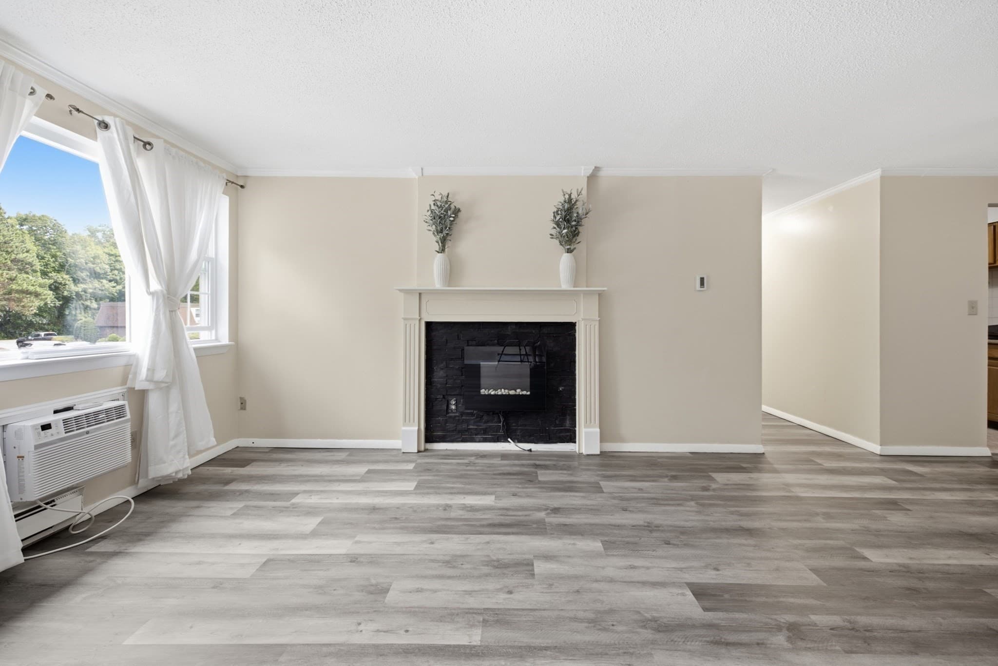 Condominium at 180 Main St (Building 5) # 5205, Bridgewater MA 02324, Bridgewater, photo 24 of 40