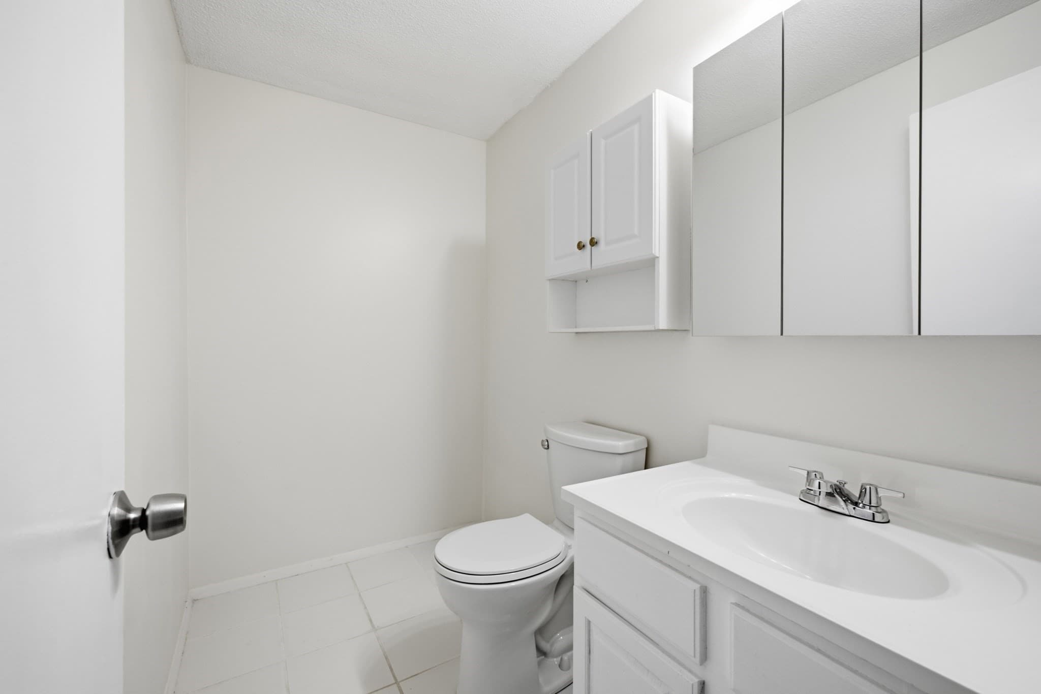 Condominium at 180 Main St (Building 5) # 5205, Bridgewater MA 02324, Bridgewater, photo 38 of 40