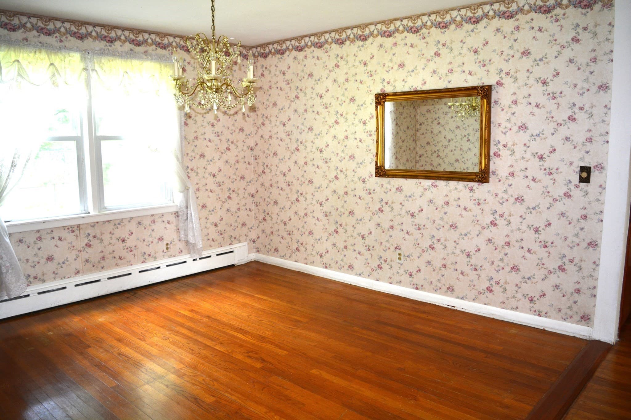 Single Family Residence at 18 Highland Park Drive, West Springfield MA 01089, West Springfield, photo 6 of 36