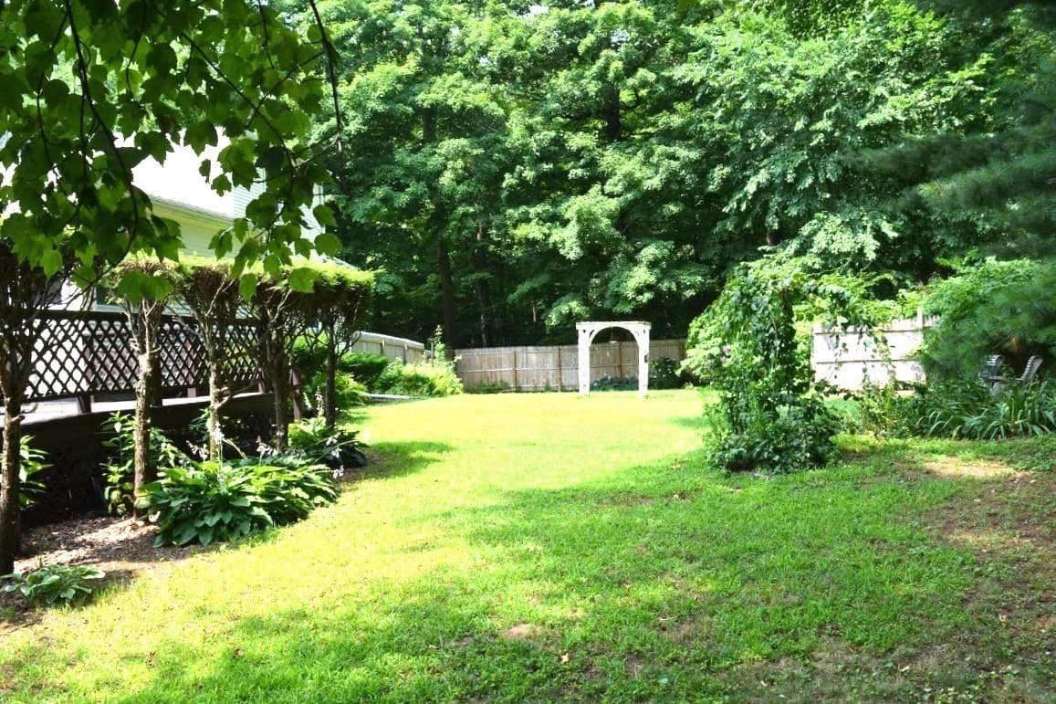 Single Family Residence at 18 Highland Park Drive, West Springfield MA 01089, West Springfield, photo 29 of 36