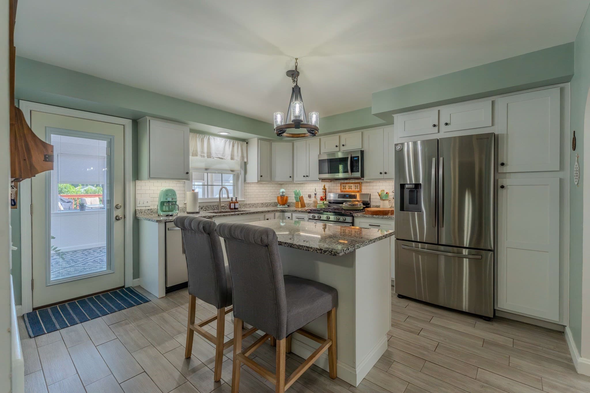 Single Family Residence at 282 Longhill Ave, Somerset MA 02726, Somerset, photo 5 of 35