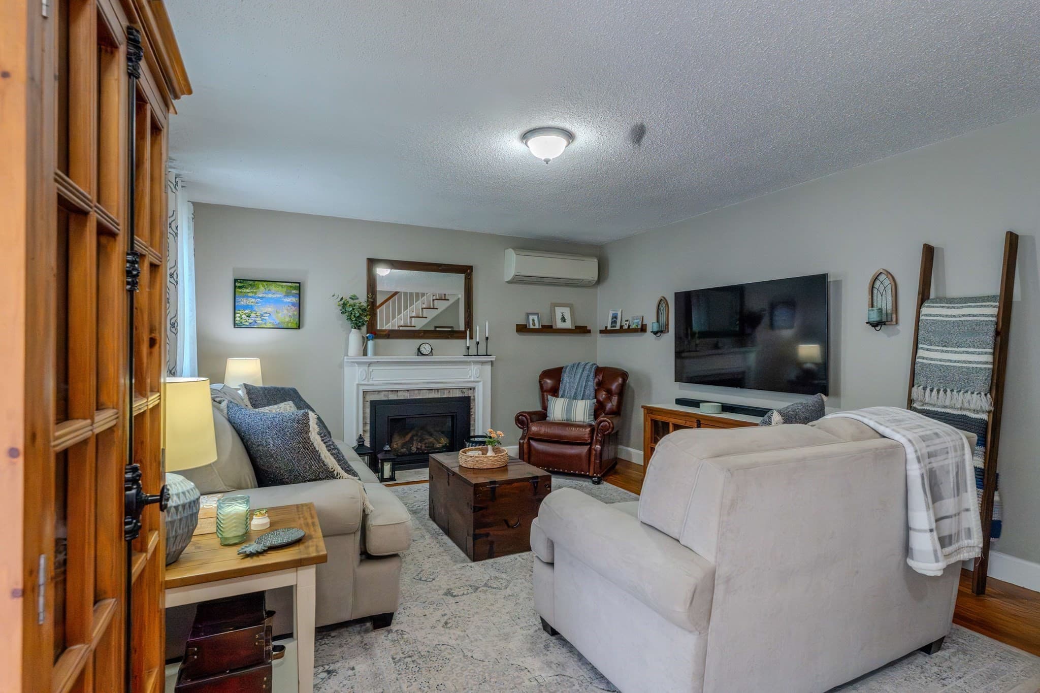 Single Family Residence at 282 Longhill Ave, Somerset MA 02726, Somerset, photo 9 of 35