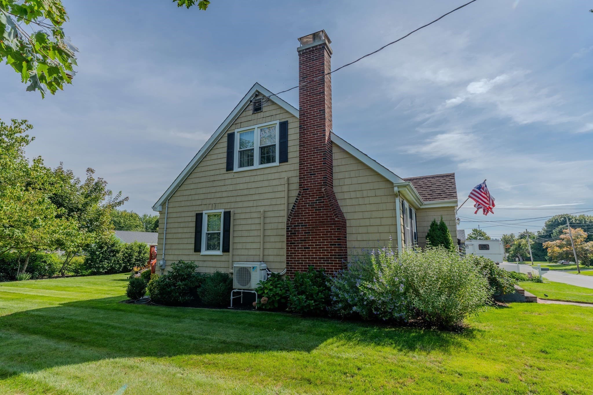Single Family Residence at 282 Longhill Ave, Somerset MA 02726, Somerset, photo 33 of 35