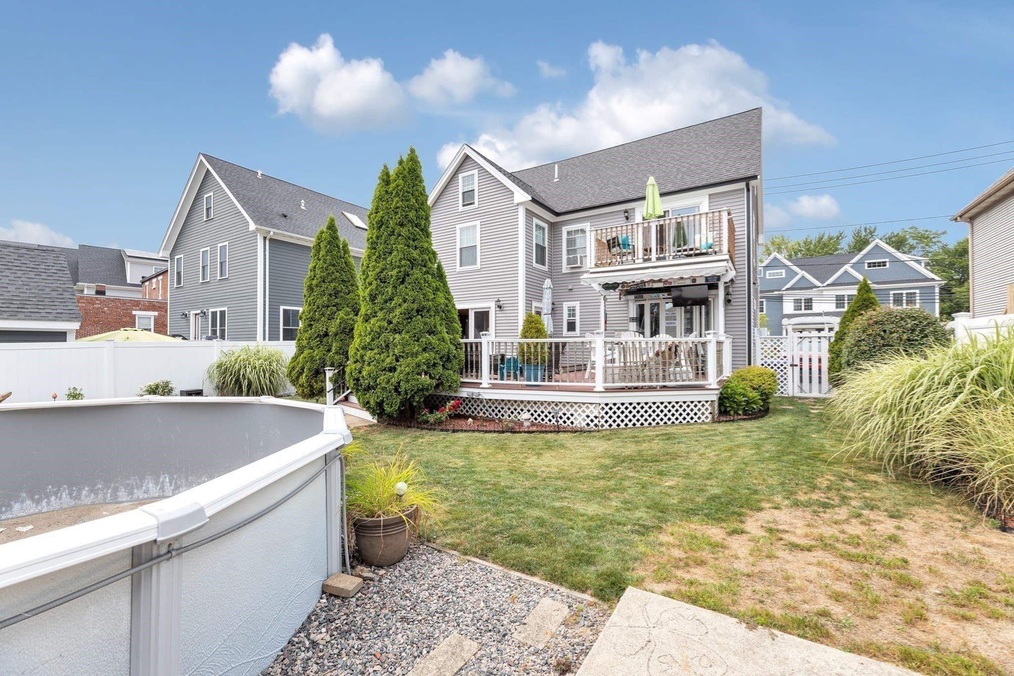 Single Family Residence at 1816 River St, Boston MA 02136, Boston, photo 6 of 42
