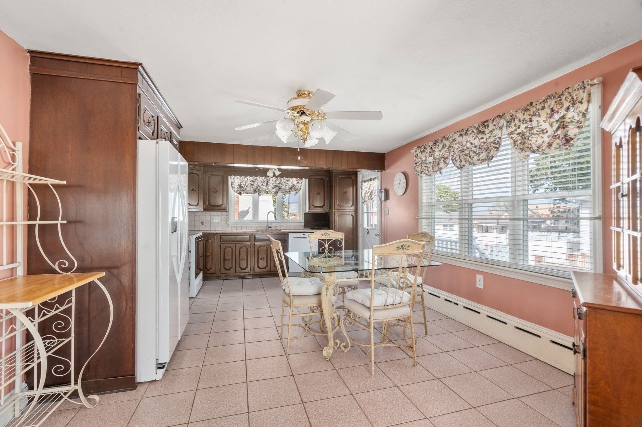 Single Family Residence at 175 Rumney Rd, Revere MA 02151, Revere, photo 6 of 36