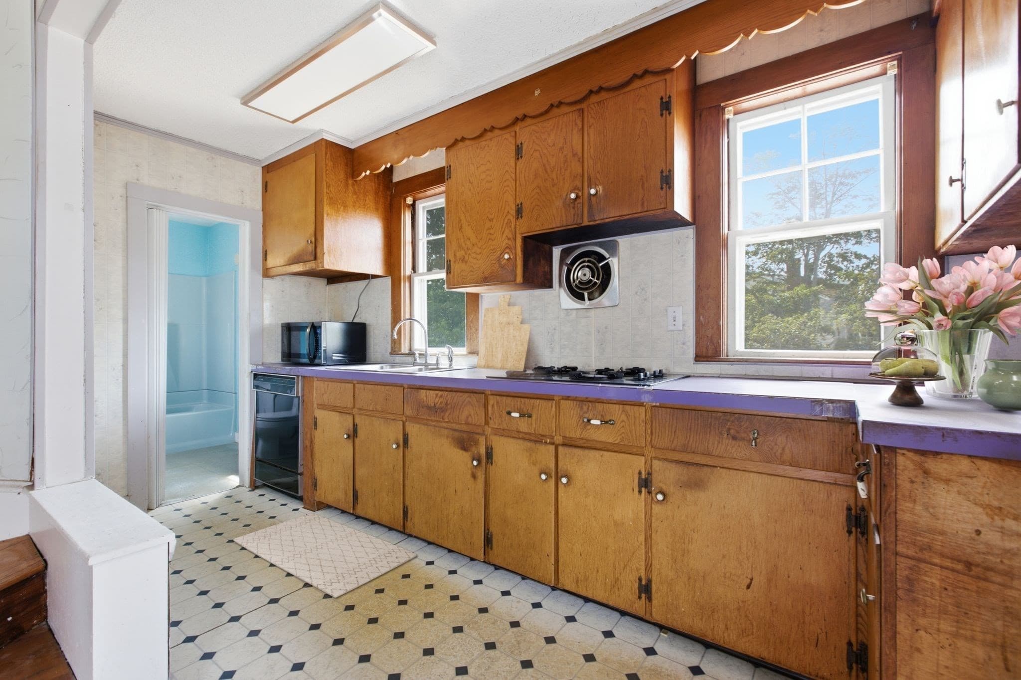 Single Family Residence at 9 Stafford Rd, Hull MA 02045, Hull, photo 3 of 22