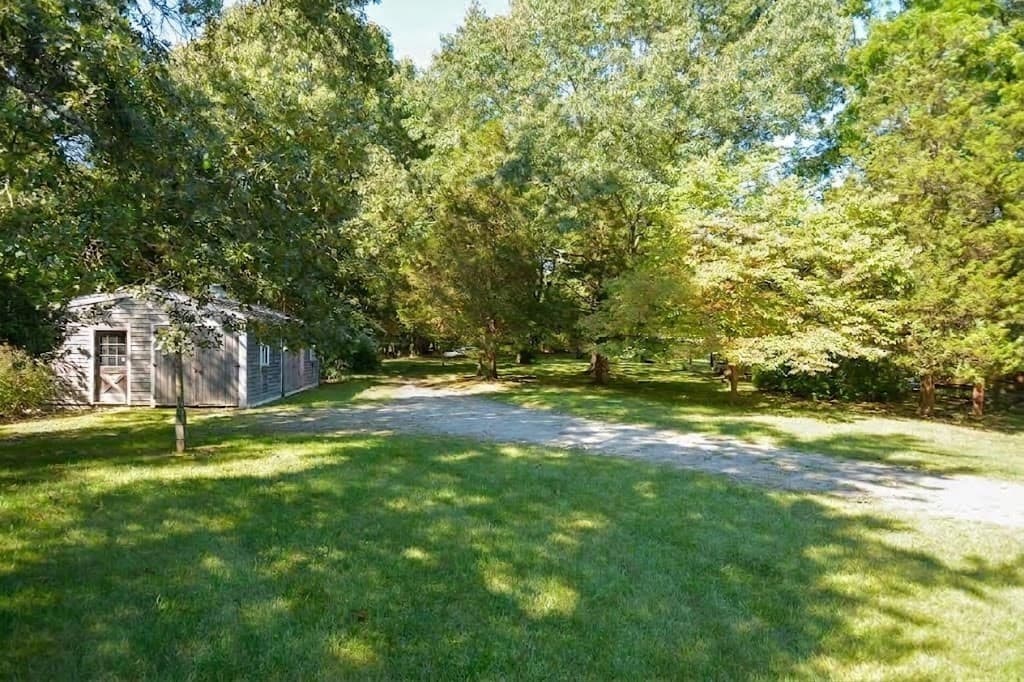 Single Family Residence at 18 Town Landing Rd, Berkley MA 02779, Berkley, photo 6 of 42