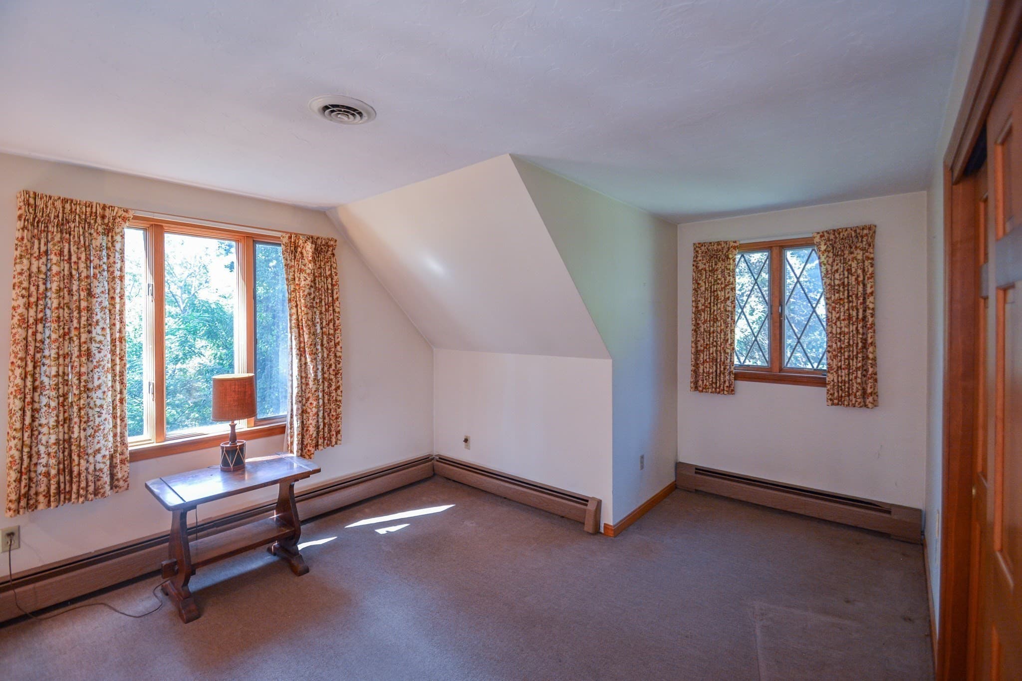 Single Family Residence at 18 Town Landing Rd, Berkley MA 02779, Berkley, photo 33 of 42