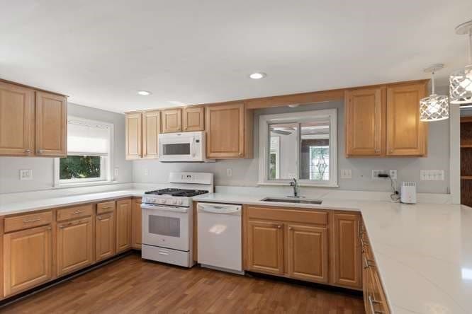 Single Family Residence at 8 Herbert St, Wakefield MA 01880, photo 7 of 30