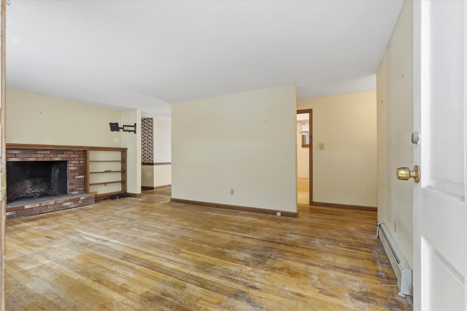 Single Family Residence at 36 Lakewood Dr, Harwich MA 02645, Harwich, photo 6 of 24
