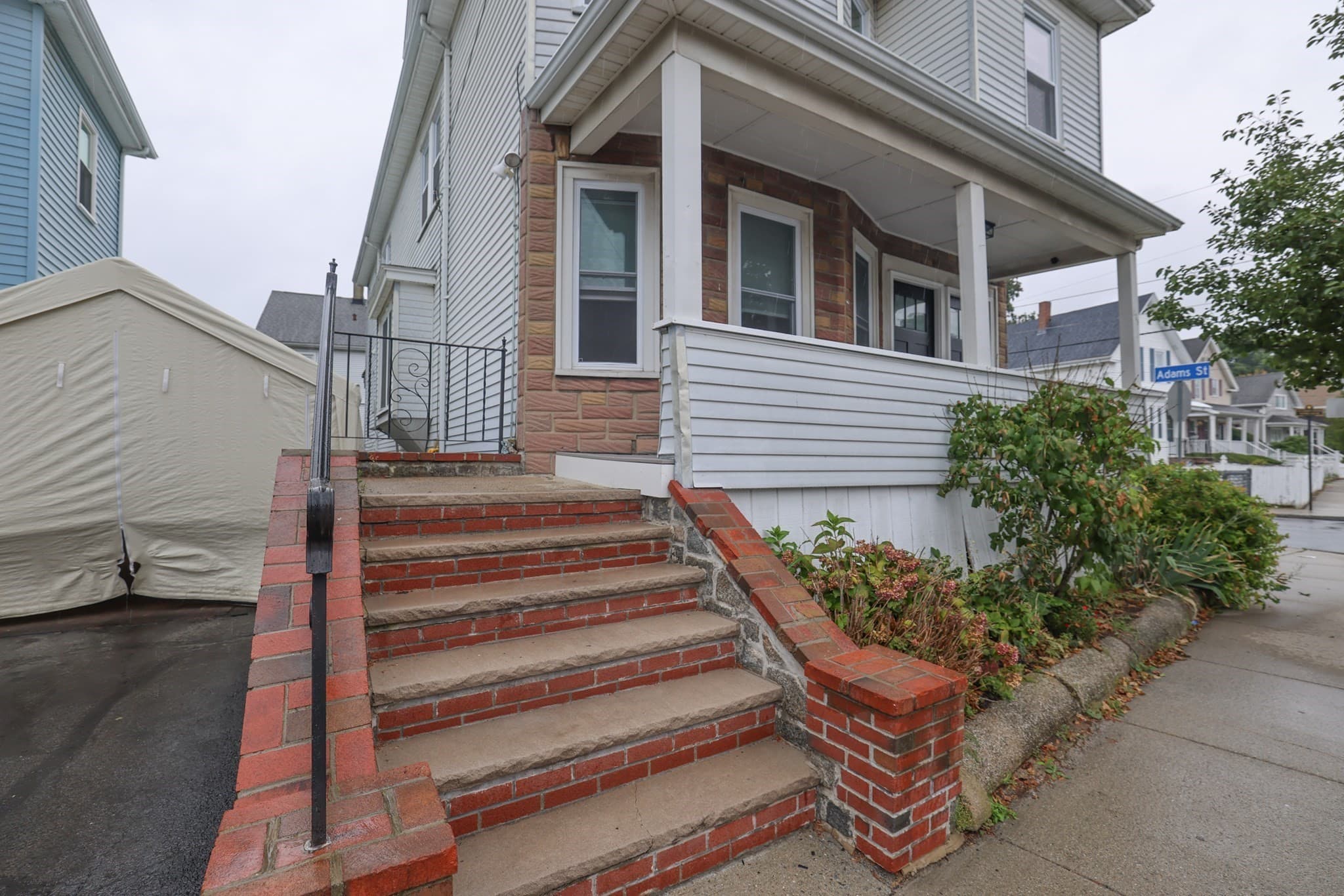 4 Family at 137-139 West St, Malden MA 02148, Malden, photo 3 of 42