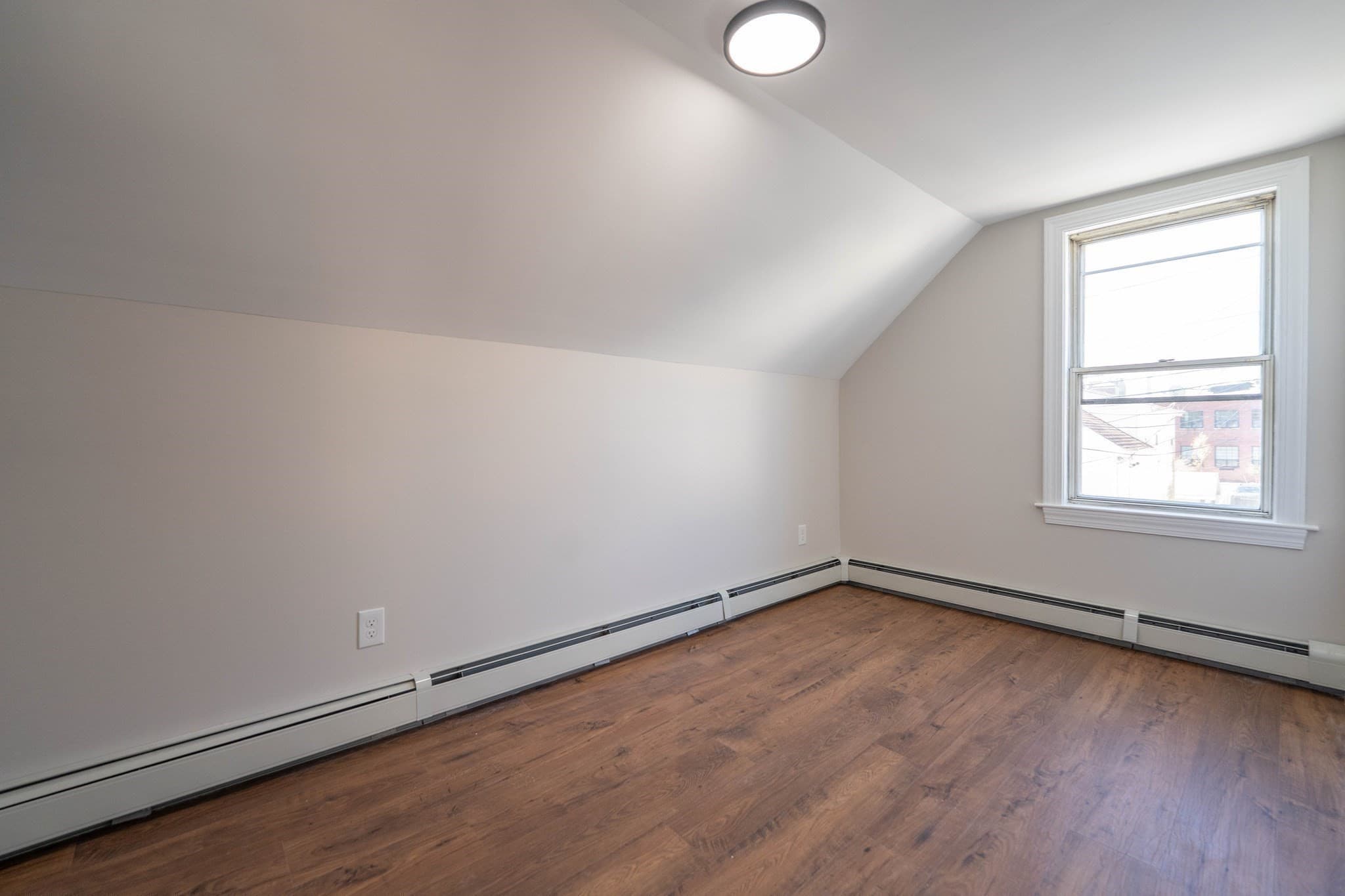Single Family Residence at 148 Cedar St, New Bedford MA 02740, photo 16 of 22