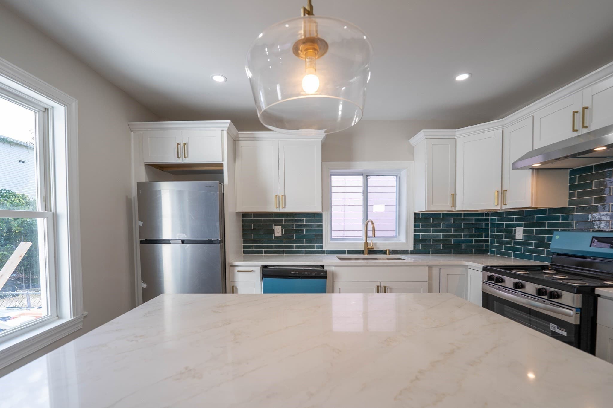 Single Family Residence at 148 Cedar St, New Bedford MA 02740, photo 10 of 22