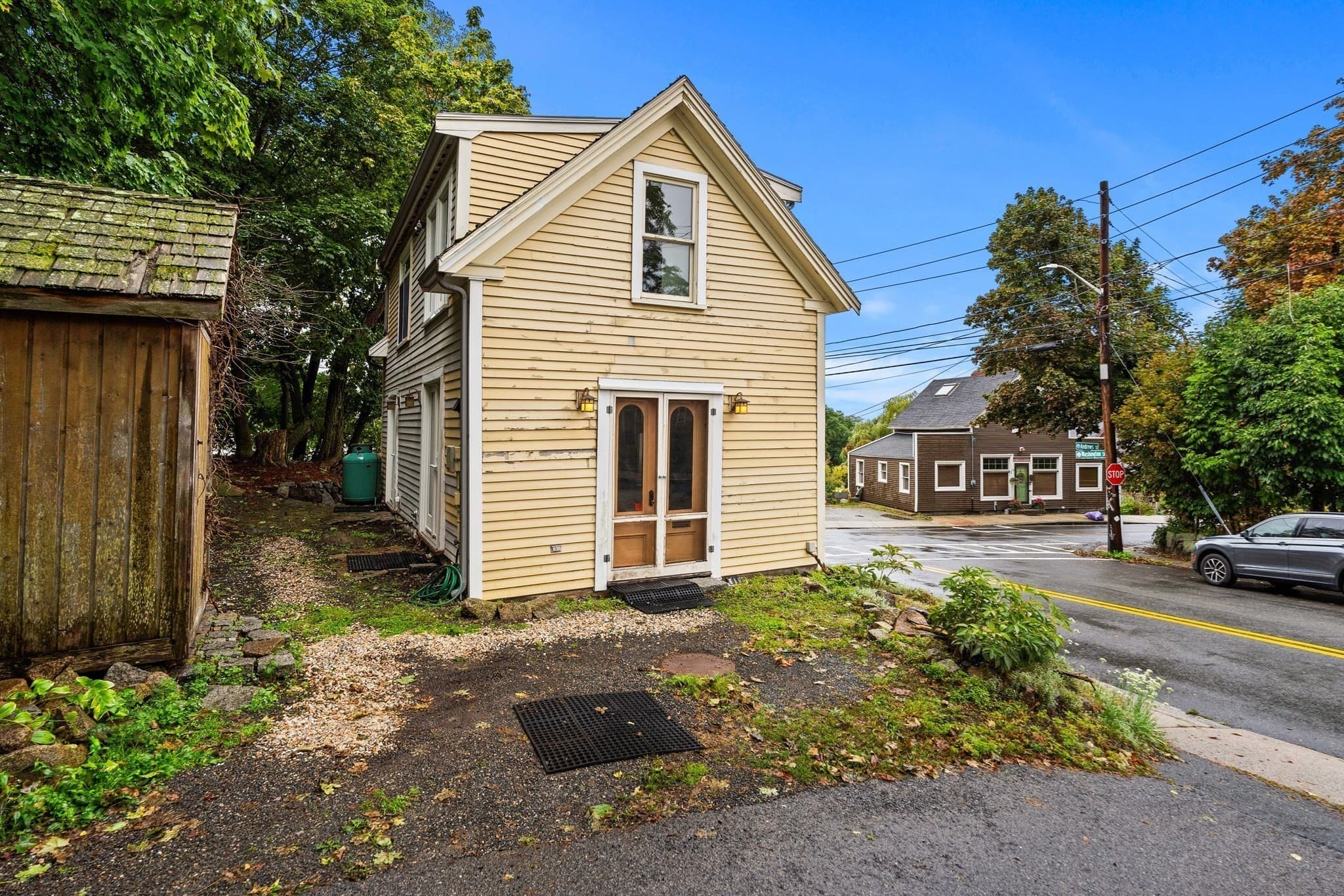 Single Family Residence at 1105 Washington, Gloucester MA 01930, Gloucester, photo 4 of 29