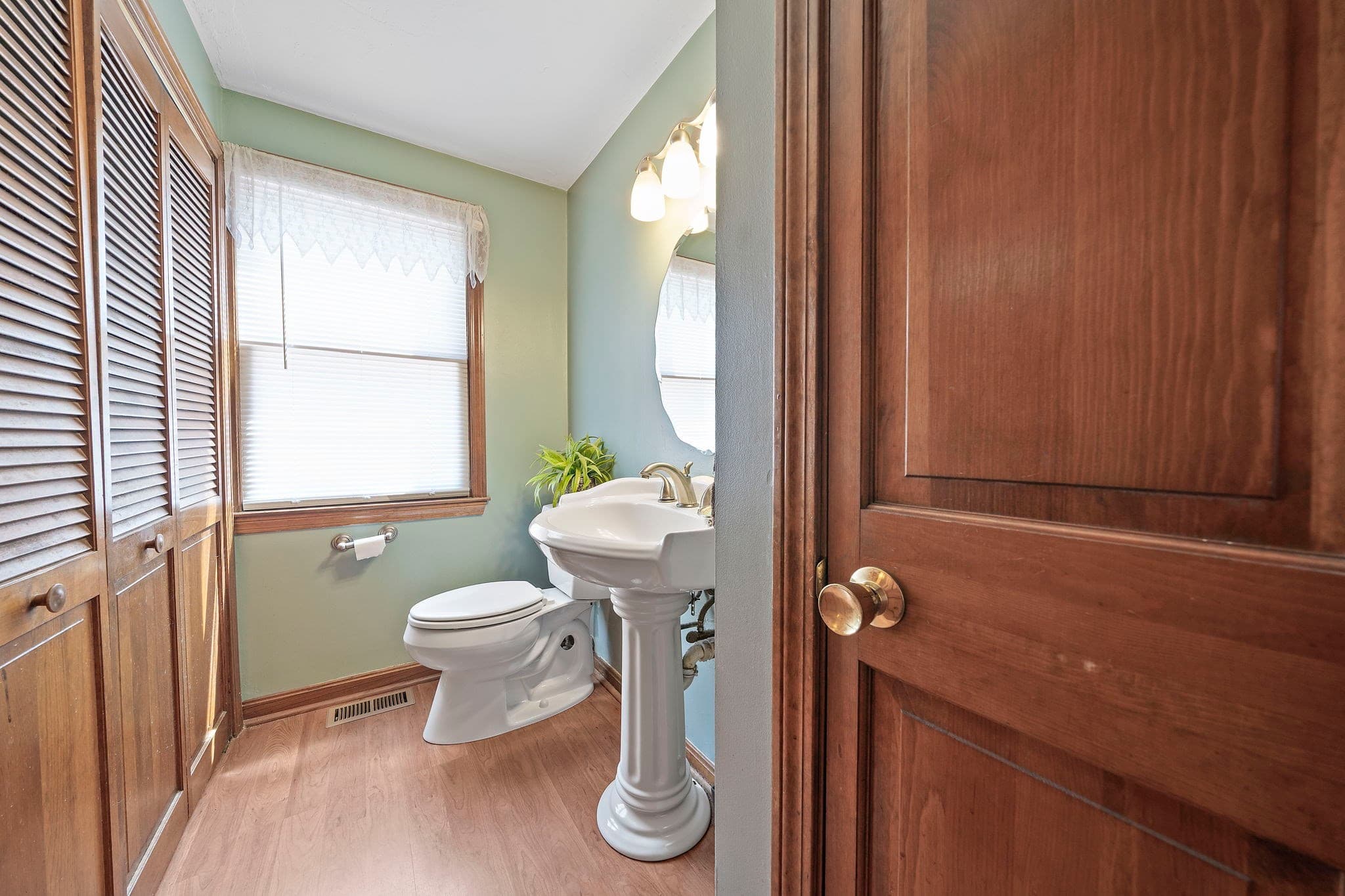 Single Family Residence at 2072 State Rd, Plymouth MA 02360, photo 12 of 42