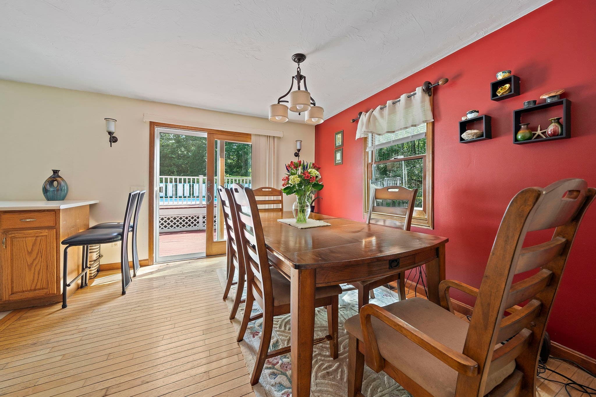 Single Family Residence at 2072 State Rd, Plymouth MA 02360, photo 7 of 42