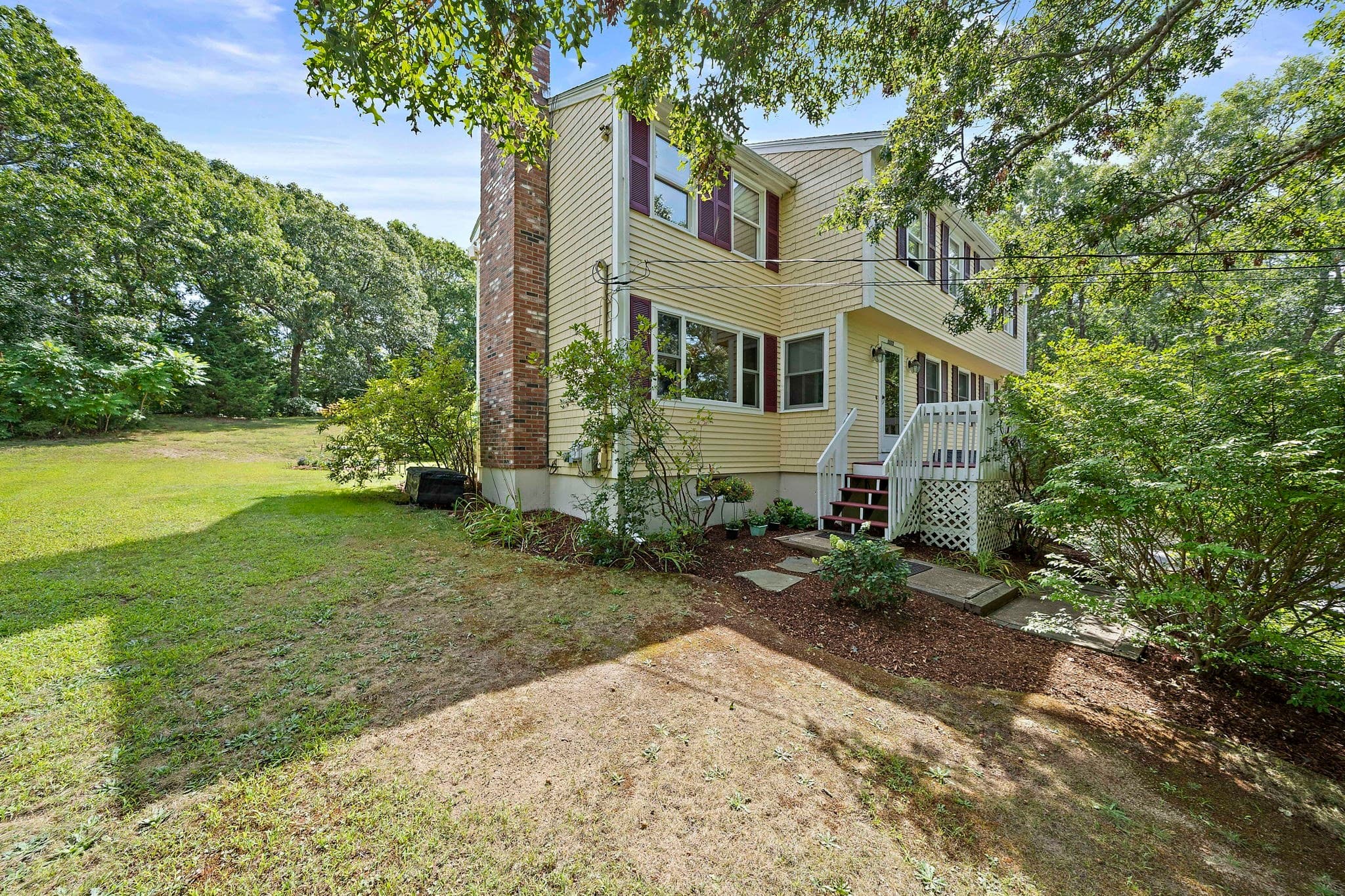 Single Family Residence at 2072 State Rd, Plymouth MA 02360, photo 3 of 42