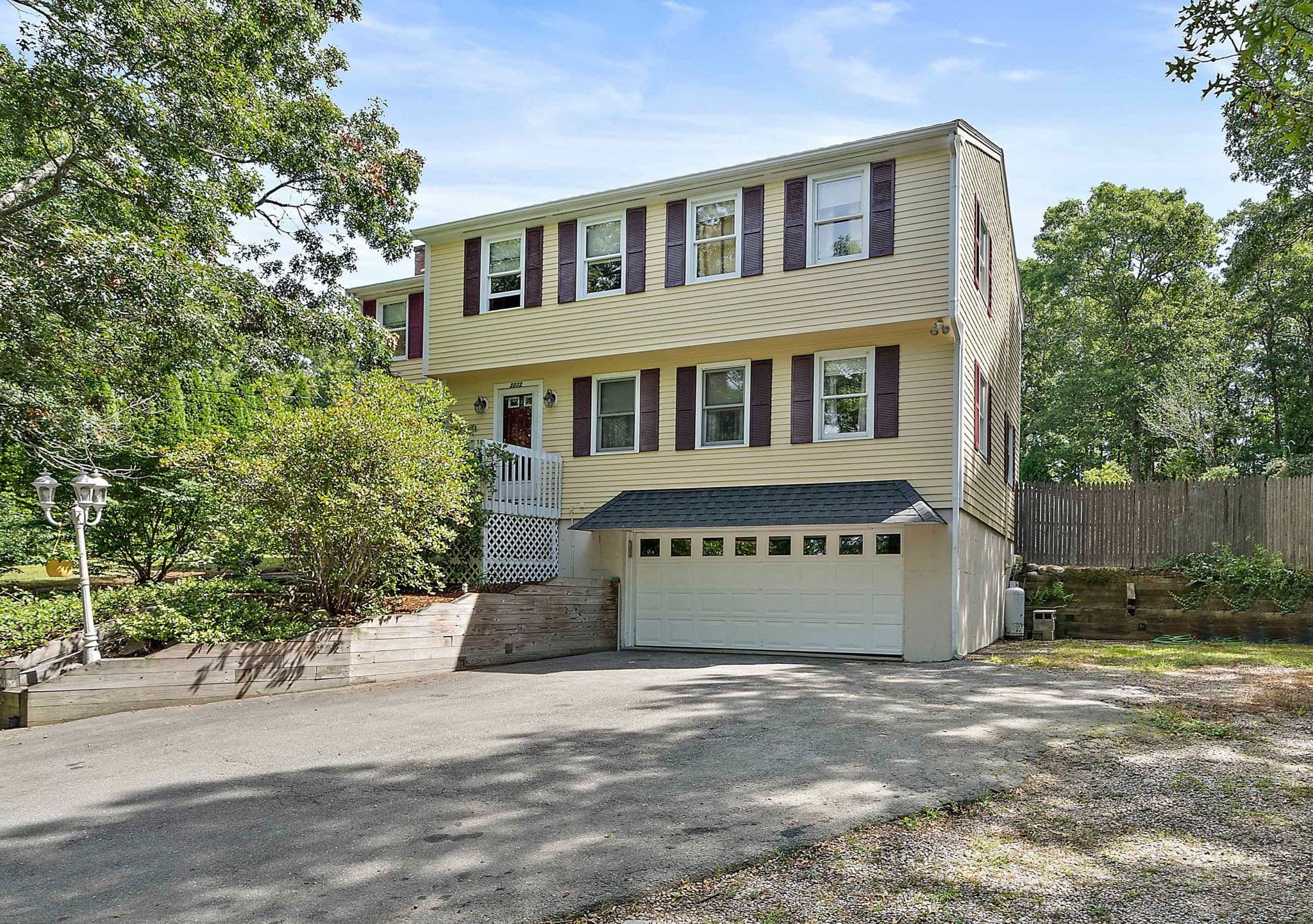 2072 State Rd, Plymouth MA 02360