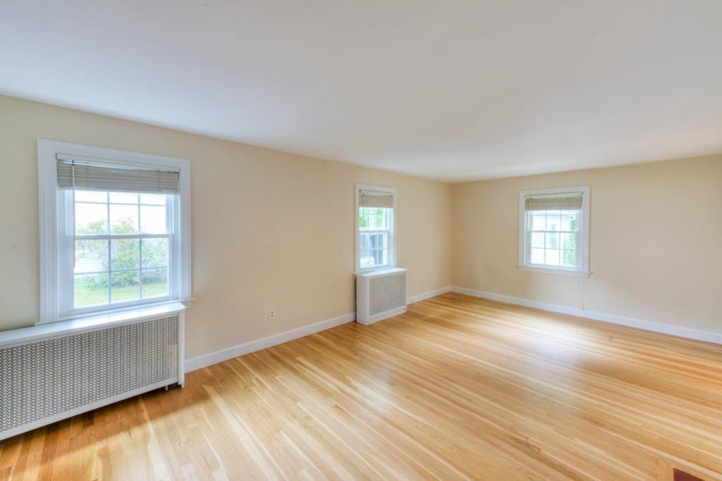 Single Family Residence at 27 Mayflower Circle, Worcester MA 01606, Worcester, photo 22 of 36