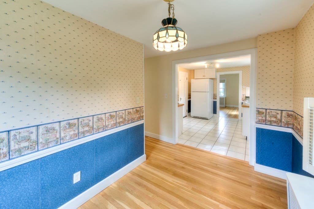 Single Family Residence at 27 Mayflower Circle, Worcester MA 01606, Worcester, photo 30 of 36