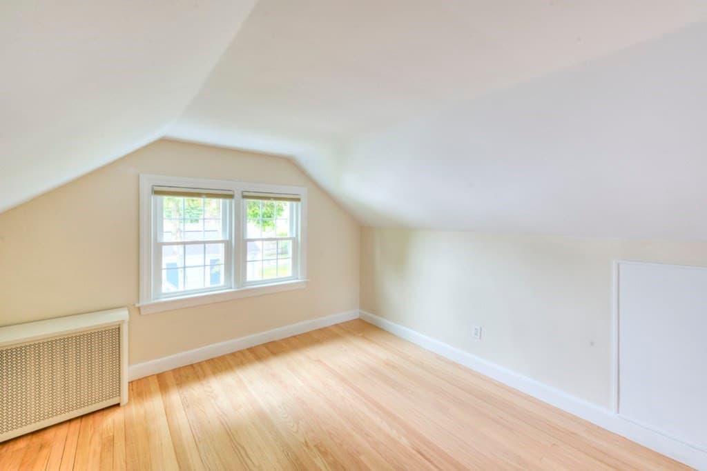 Single Family Residence at 27 Mayflower Circle, Worcester MA 01606, Worcester, photo 34 of 36