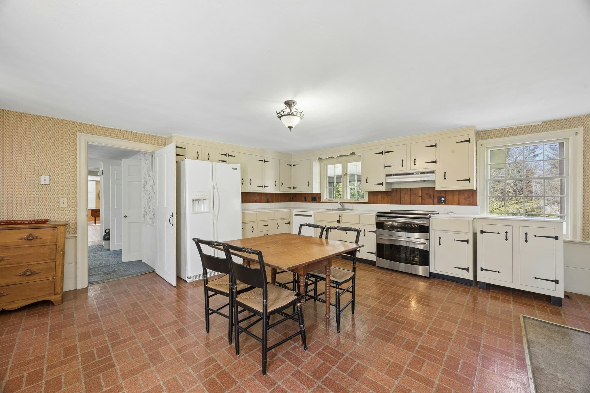 Single Family Residence at 302A Church Street, Northborough MA 01532, Northborough, photo 12 of 32