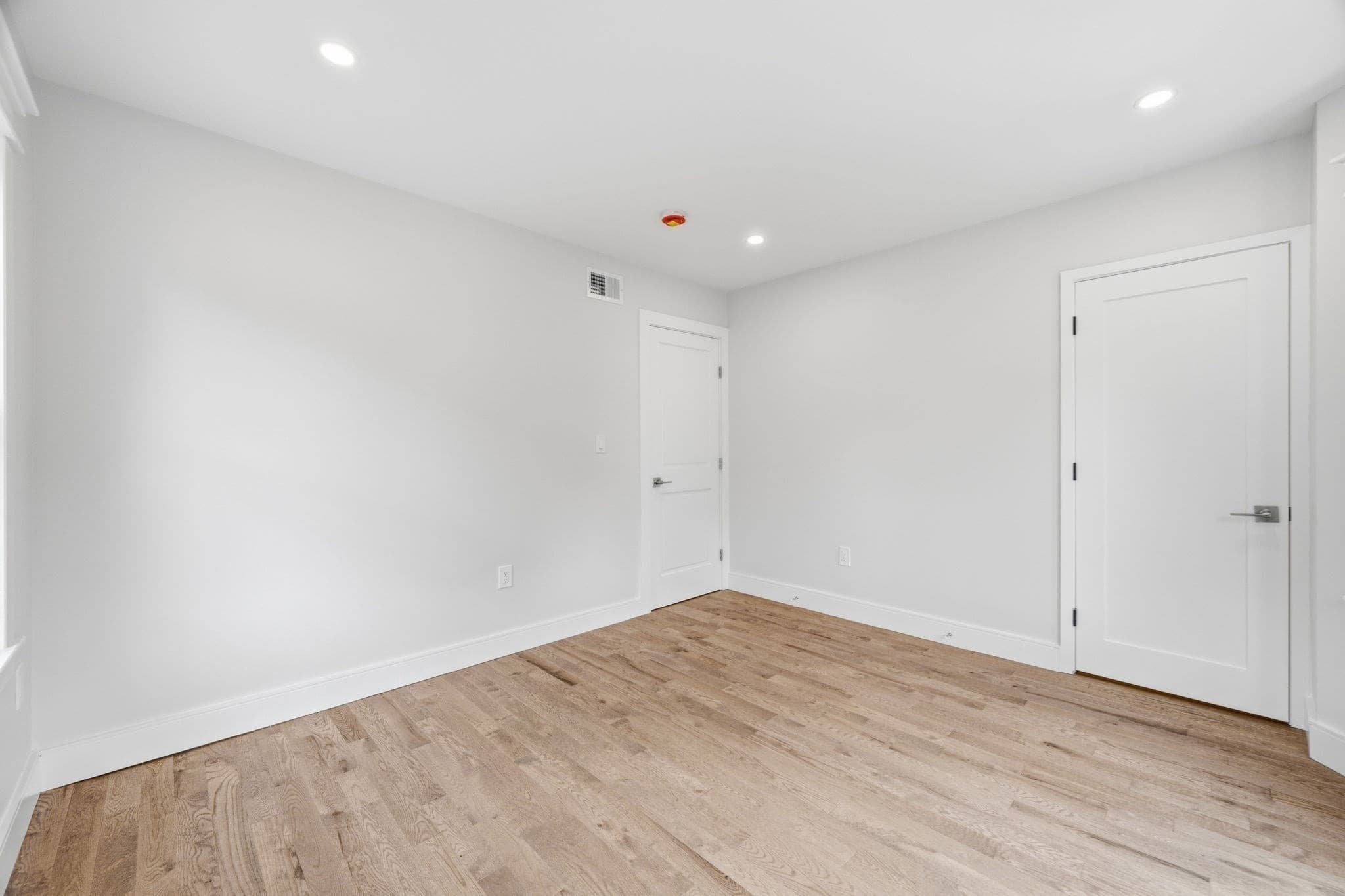 Single Family Residence at 2 Summer Street Pl, Arlington MA 02474, Arlington, photo 25 of 42