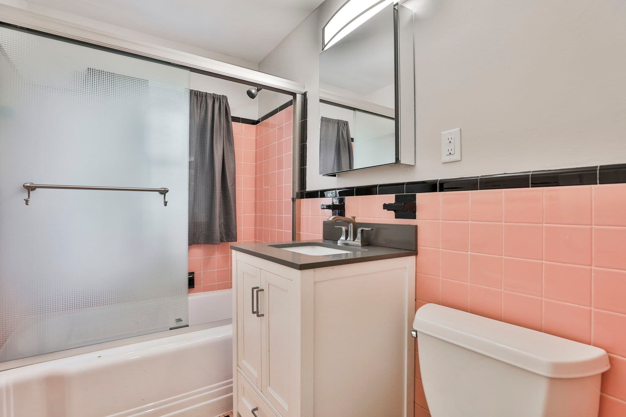 Condominium at 10 Rose Ave # 10, Watertown MA 02472, Watertown, photo 25 of 36