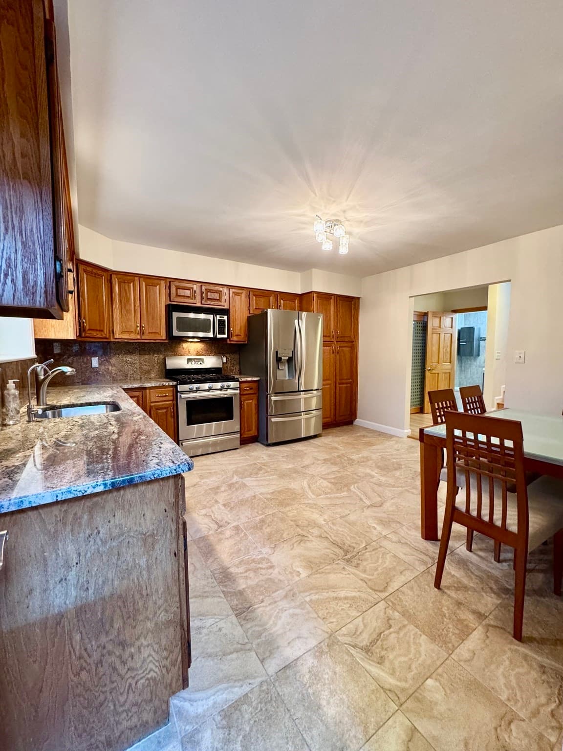 Condominium at 22 Celestial Way # 19B, Salem MA 01970, Salem, photo 5 of 41