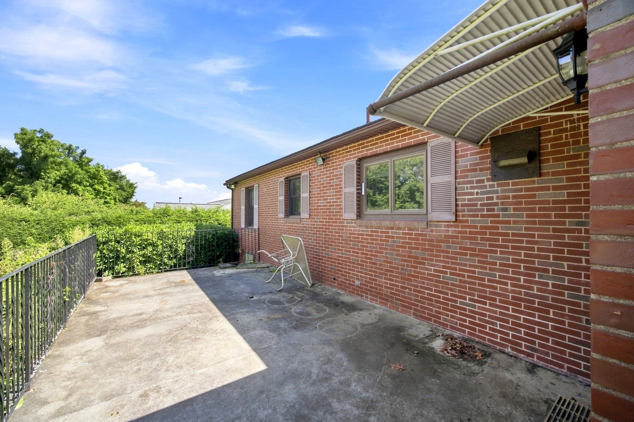 Single Family Residence at 37 Charles Hill Rd, Holyoke MA 01040, Holyoke, photo 24 of 32