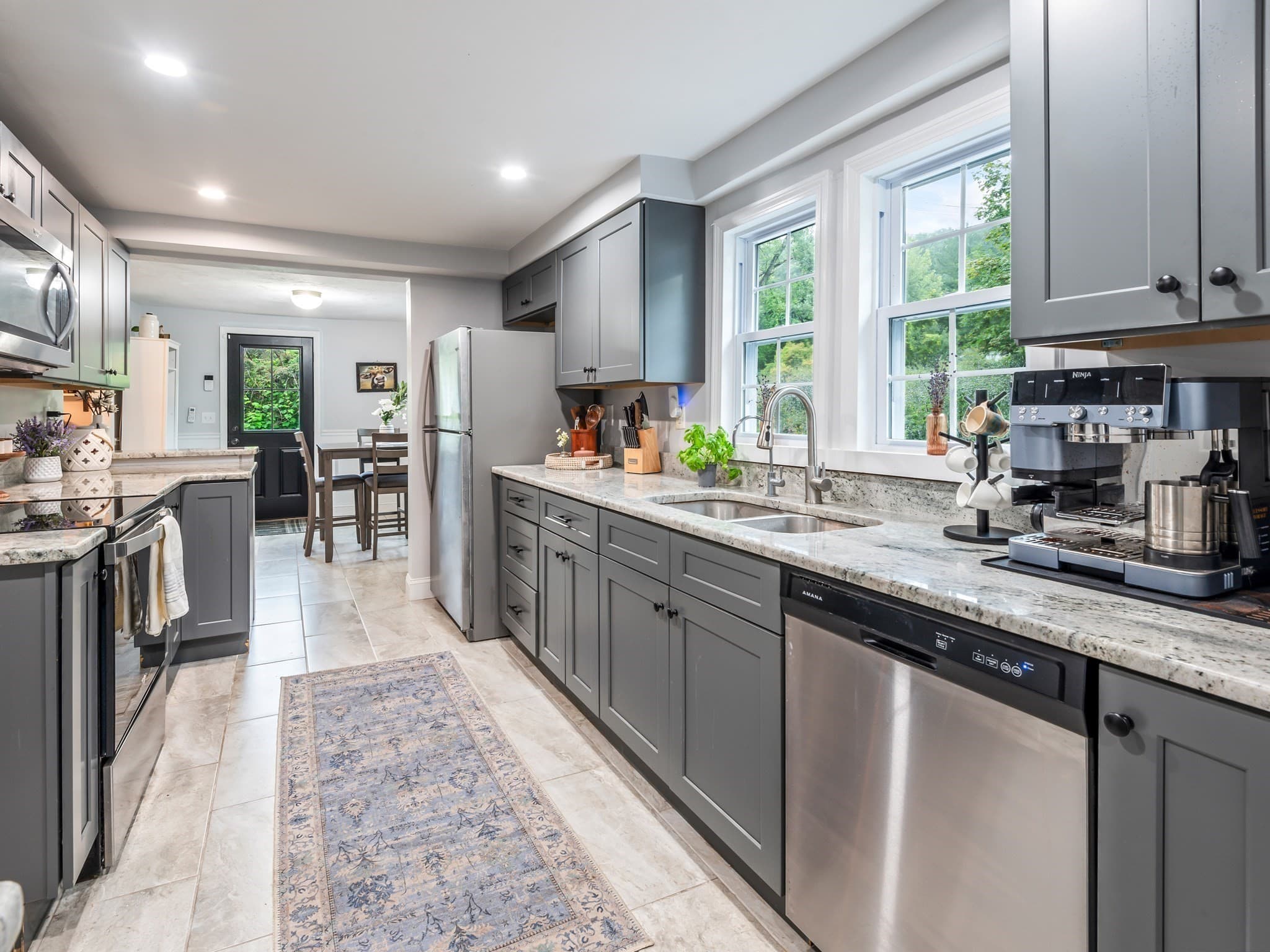 Single Family Residence at 101 S Main St, Uxbridge MA 01569, Uxbridge, photo 12 of 42