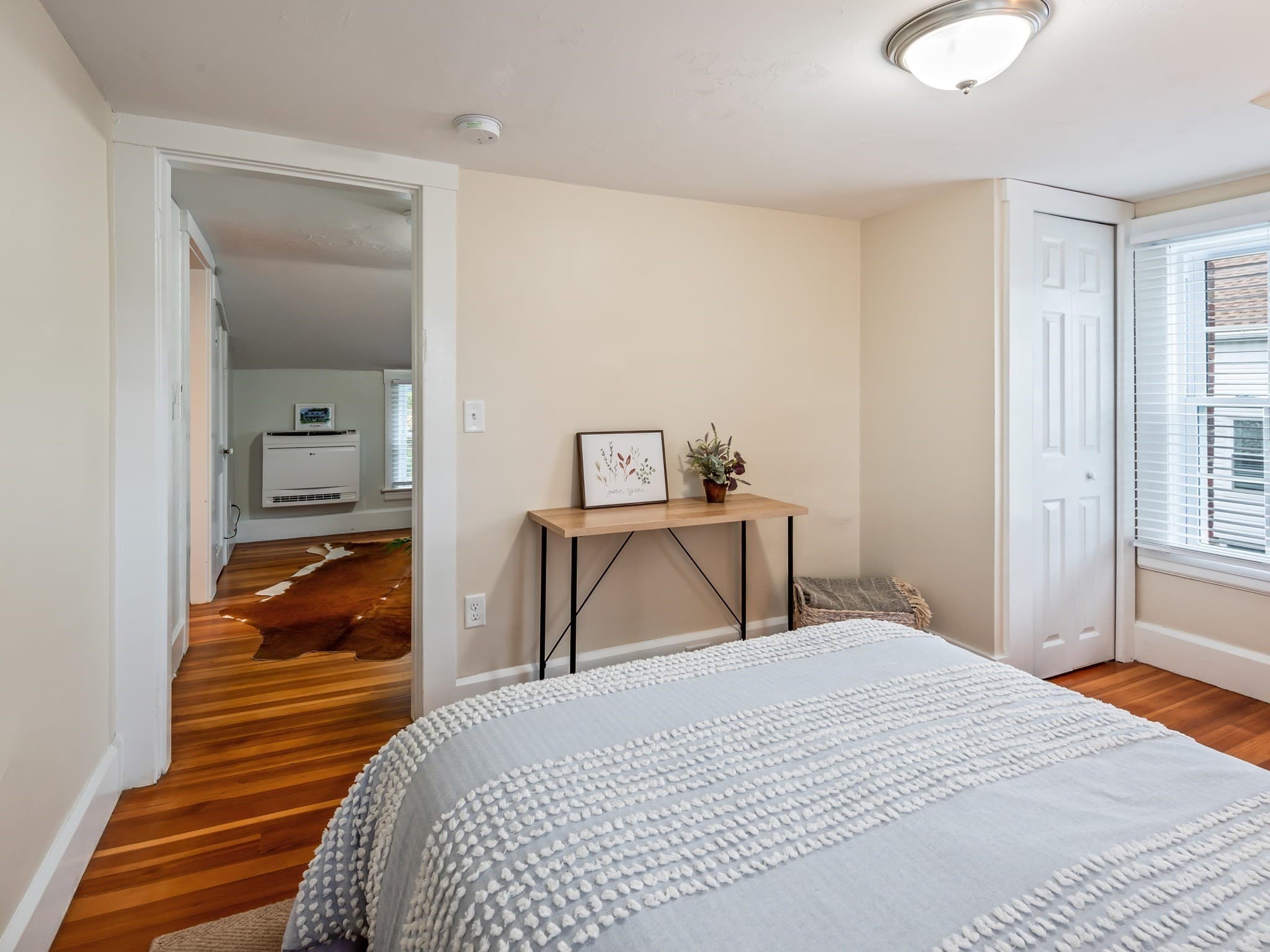 Single Family Residence at 101 S Main St, Uxbridge MA 01569, Uxbridge, photo 26 of 42