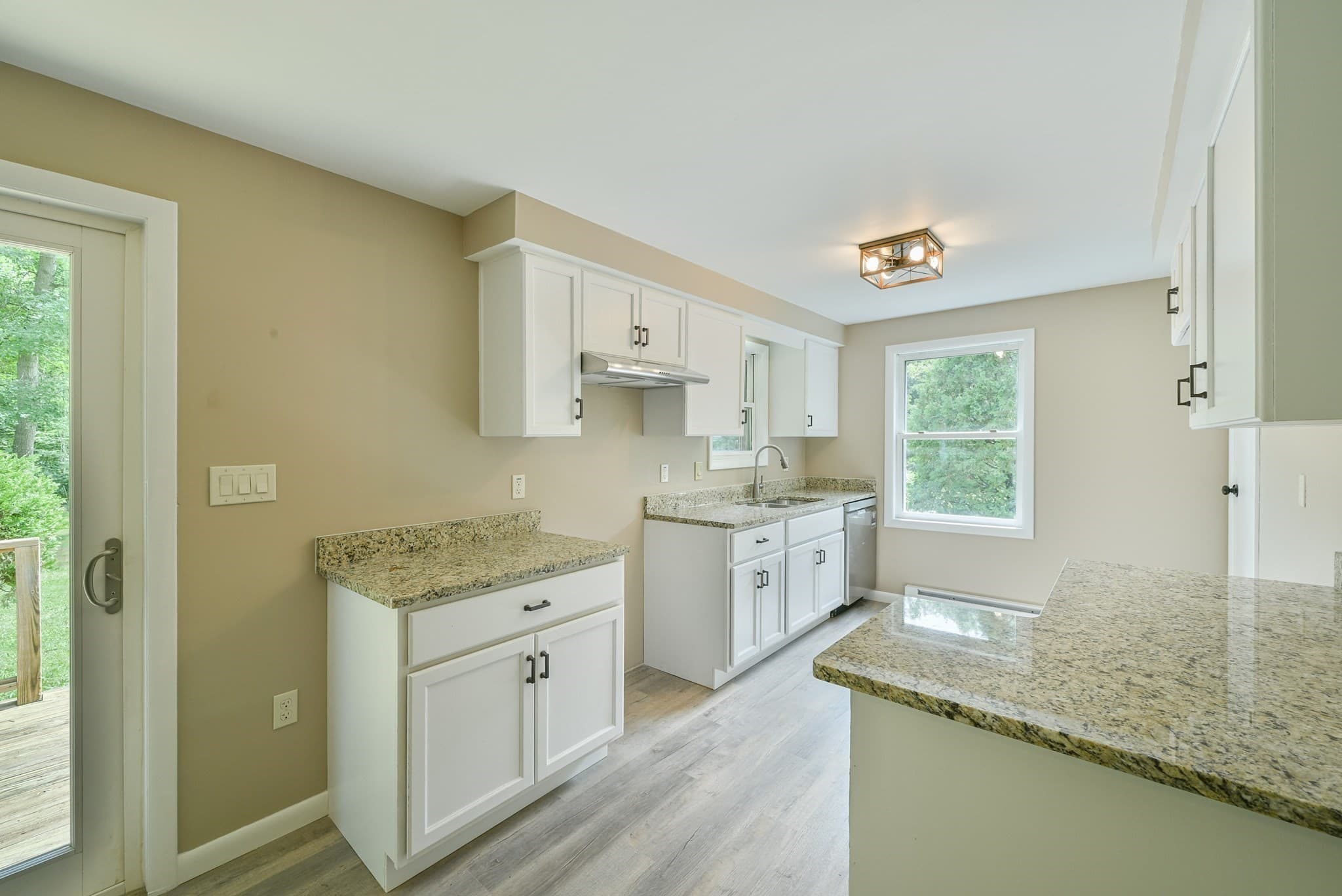 Single Family Residence at 124 Sutton Road, Webster MA 01570, Webster, photo 20 of 28
