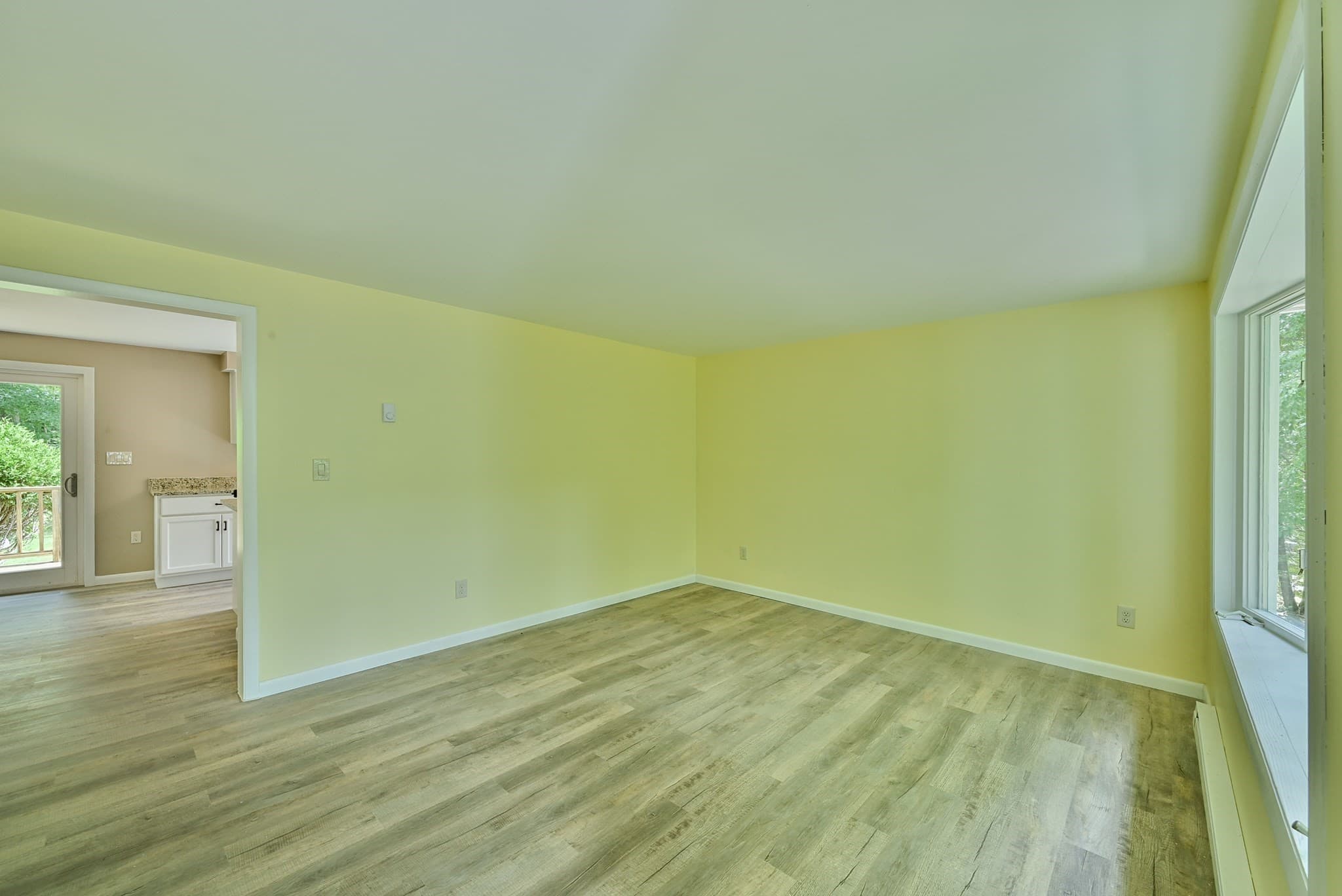 Single Family Residence at 124 Sutton Road, Webster MA 01570, Webster, photo 11 of 28