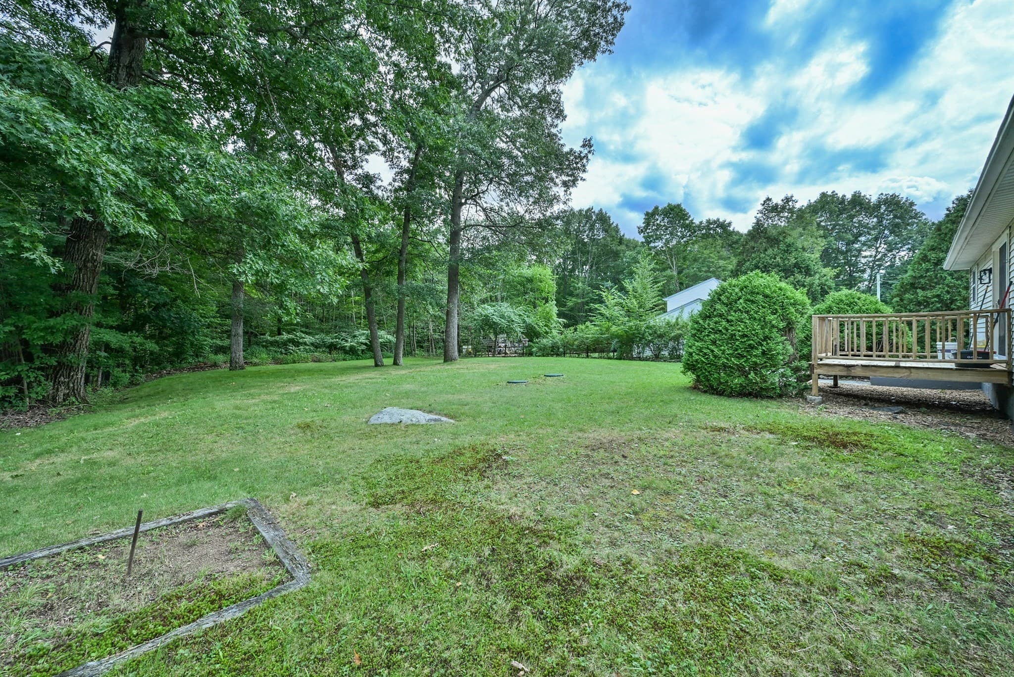 Single Family Residence at 124 Sutton Road, Webster MA 01570, Webster, photo 4 of 28