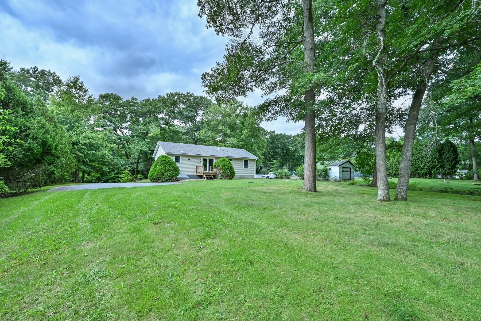 Single Family Residence at 124 Sutton Road, Webster MA 01570, Webster, photo 8 of 28