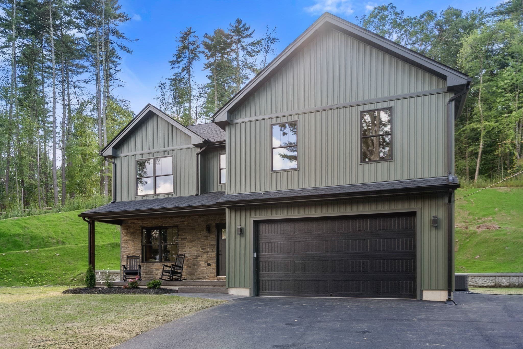 Single Family Residence at 3052 Foster St, Palmer MA 01069, Palmer, photo 2 of 34