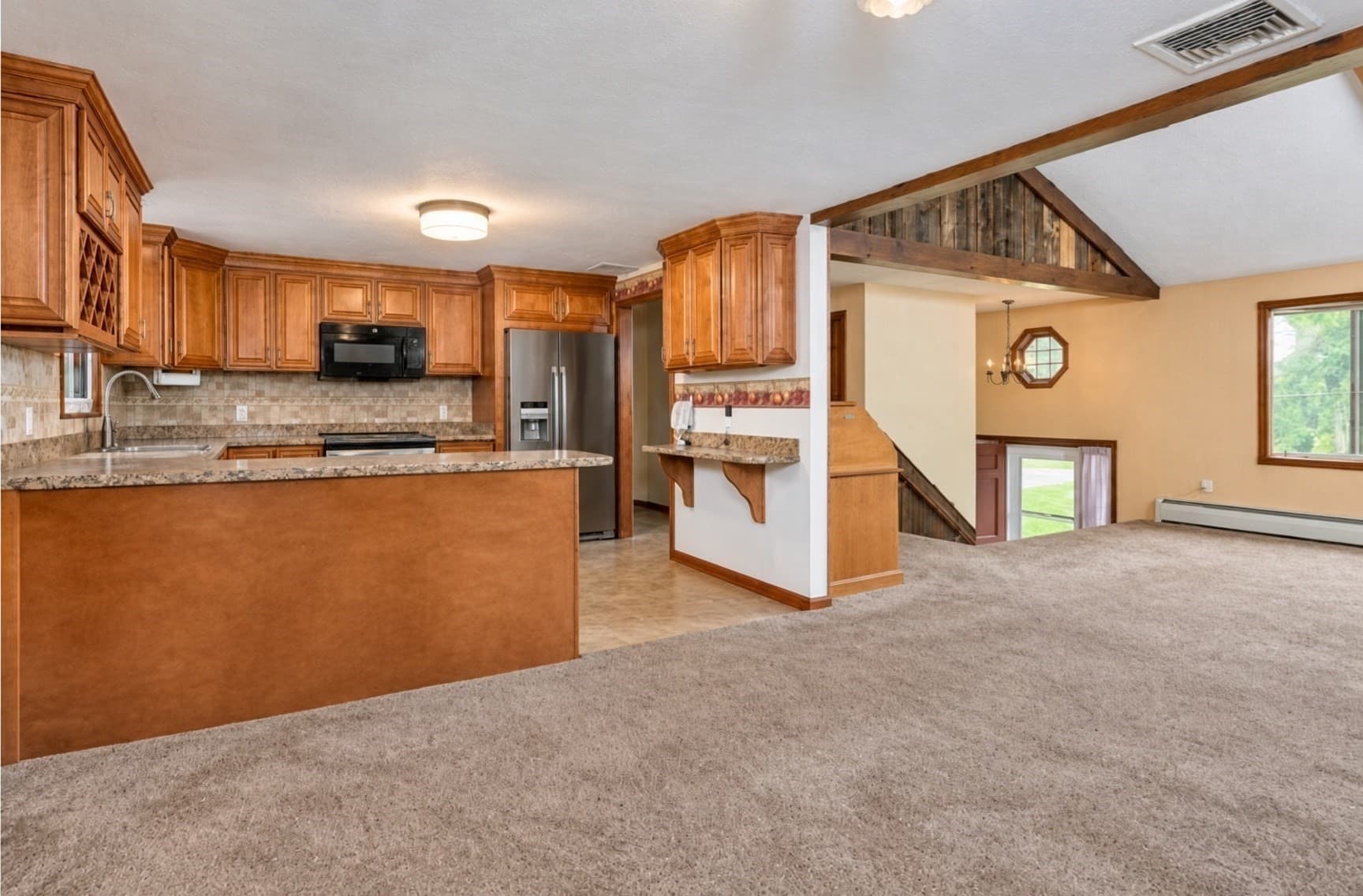 Single Family Residence at 261 Brookfield Rd, Charlton MA 01507, Charlton, photo 5 of 26